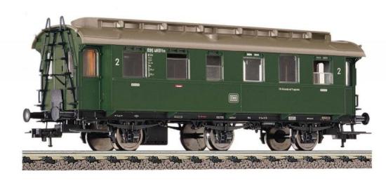 Passenger car 2nd class type B 3 itr (CC 3 itr pr 07a)<br /><a href='images/pictures/Fleischmann/5064.jpg' target='_blank'>Full size image</a>